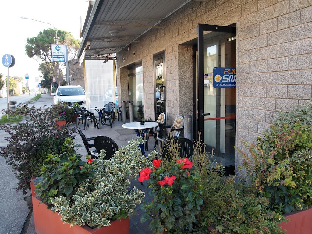 Hotel Caffetteria Dell'Angolo Borghetto Secondo Exteriér fotografie